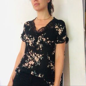 Lacy Floral Zara Blouse XS